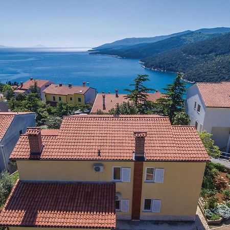 Amazing Apartment In Rabac With Wifi Raša Kültér fotó