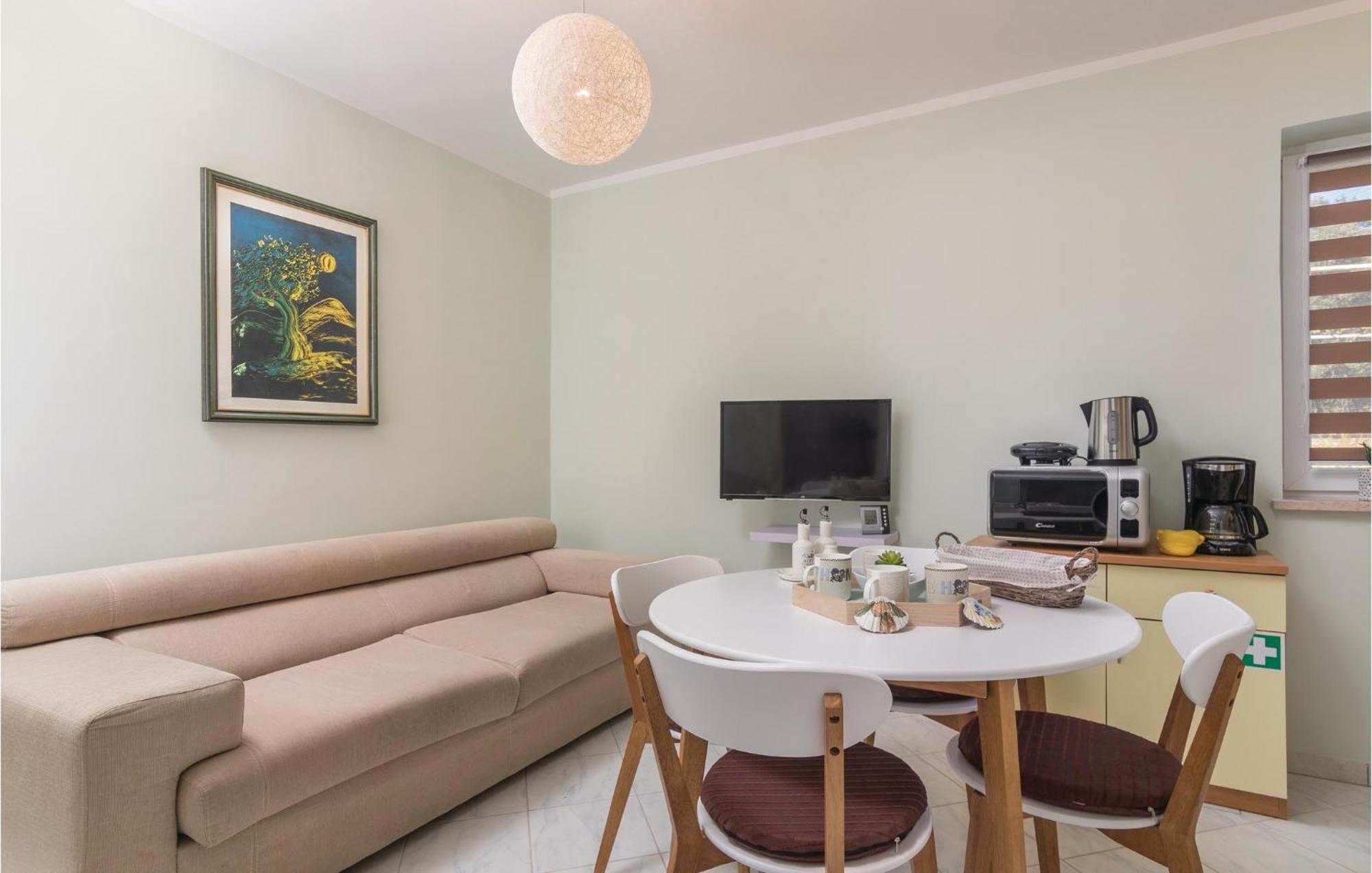 Amazing Apartment In Rabac With Wifi Raša Kültér fotó