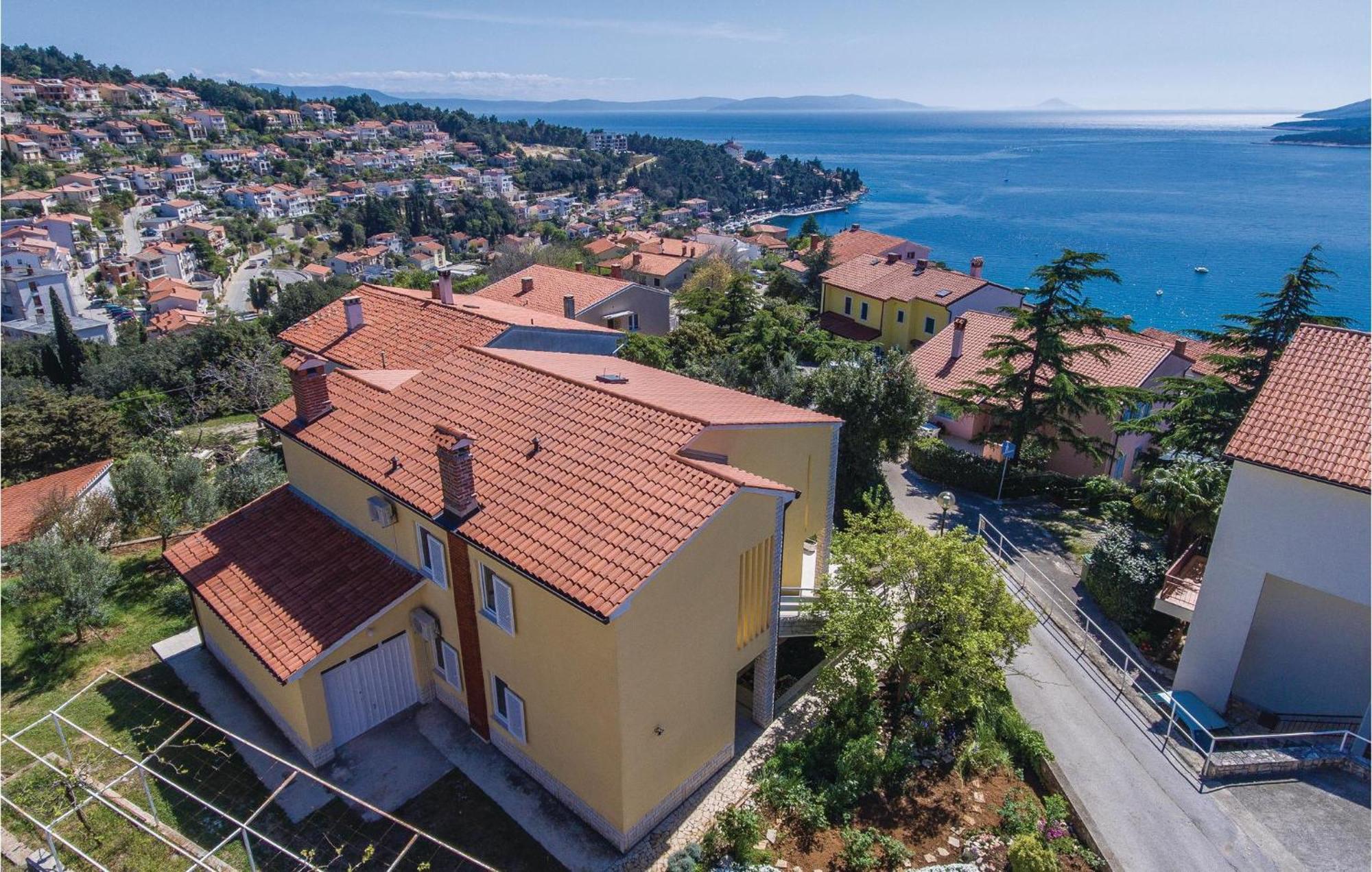 Amazing Apartment In Rabac With Wifi Raša Kültér fotó
