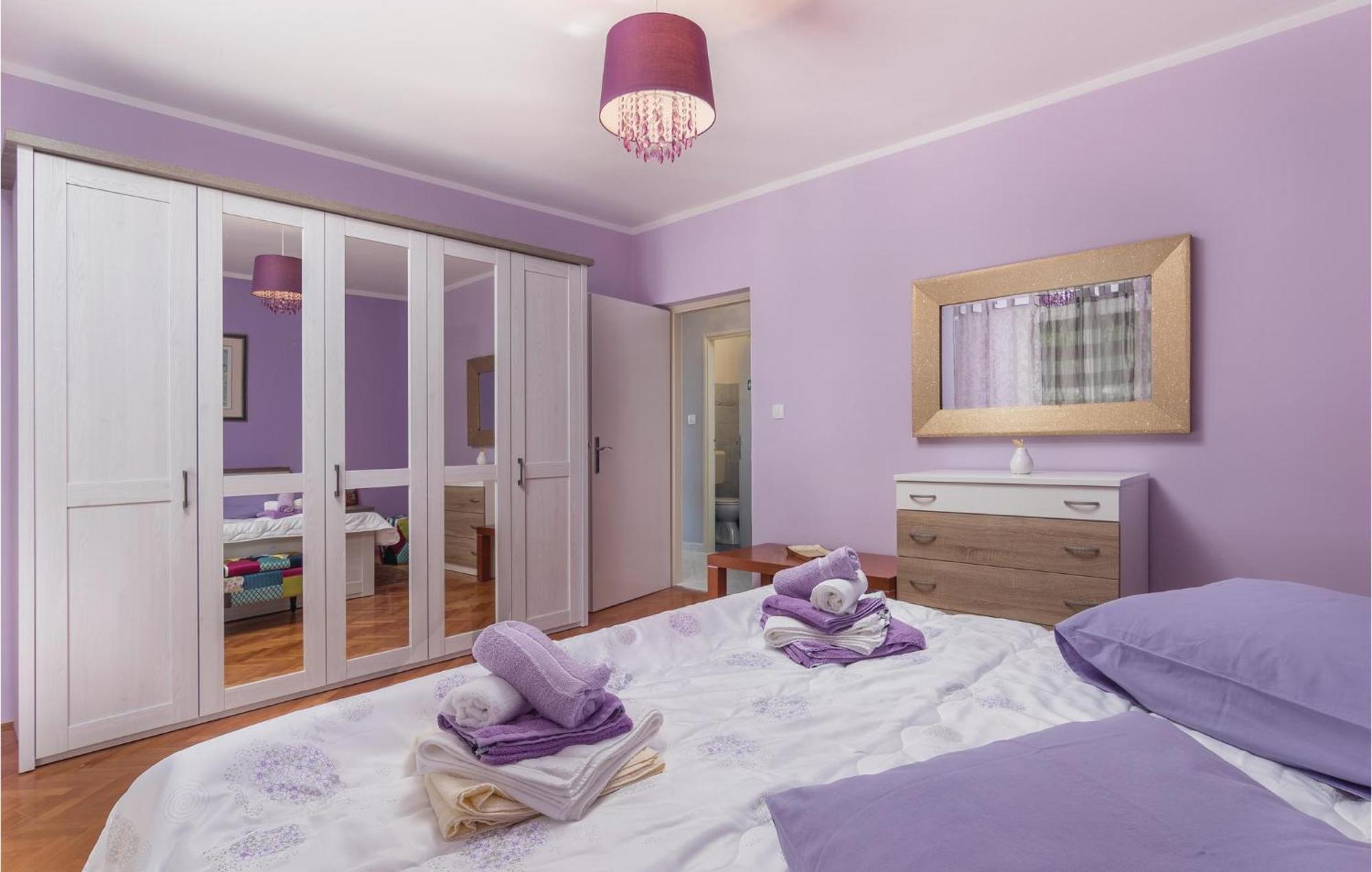 Amazing Apartment In Rabac With Wifi Raša Kültér fotó